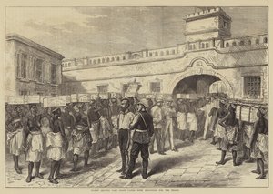 Vrouwen verlaten Cape Coast Castle met proviand voor de troepen door English School