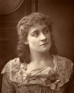 Kate Rorke, Britse actrice, in Sophia door Ernest Barraud