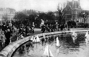 Speelgoedboten in de Tuilerieën, Parijs, 1931