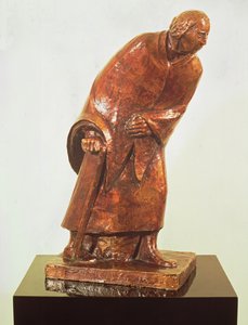 Oude vrouw met een wandelstok