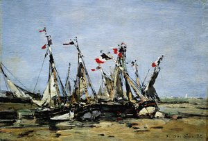 Trouville (Frankrijk), wachtend op het tij, vissersboten op het strand, versierd met Franse vlaggen, ter herdenking van de Franse Revolutie van 1789 door Eugene Louis Boudin