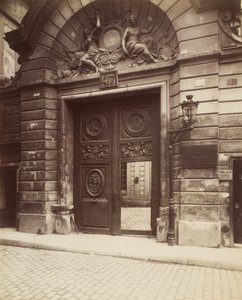Hôtel des Ambassadeurs de Hollande, 47 rue Vieille-du-Temple door Eugène Atget