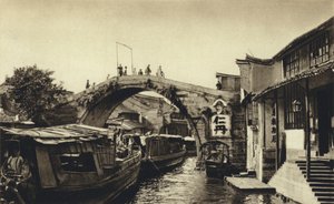 China, Kanaalbrug in Kiahing door European Photographer