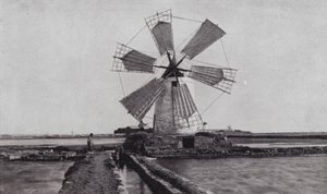 Trapani, een windmolen (zwart-wit foto) door European Photographer