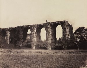 Romeins Aquaduct, Beaunant, Frankrijk door F. Chabrol