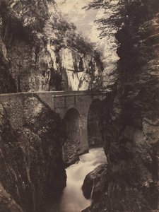 Weg naar Eaux-Chaudes, Pyreneeën (recto) door Farnham Maxwell Lyte
