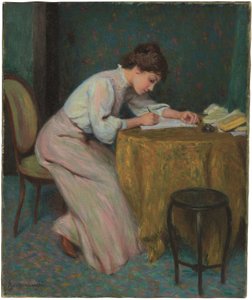 Jonge vrouw die schrijft