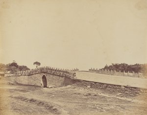 Brug van Palichian bij Peking, de Plaats van het Gevecht met Keizerlijke Chinese Troepen, 21 september 1860 door Felice Beato