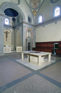 Uitzicht op het interieur, gebouwd ca. 1420-29 door Filippo Brunelleschi