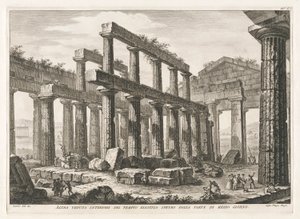 Een andere binnenaanzicht van de hexastyle hypaethral tempel vanuit het zuiden, uit Antichità di Pesto (Antiquiteiten van Paestum) door Filippo Morghen