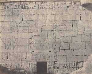 Médinet-Abou Thebes, latere constructies - fragment van sculptuur, 1851-52, gedrukt 1853-54