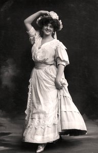Marie Studholme 1875-1930, Engelse actrice, 1900s