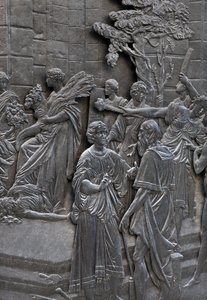 Basis die Alessandro Farnese toont die de ambassadeurs van koningin Elisabeth van Engeland ontvangt (detail)
