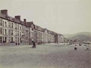 Barmouth. Marine Terrace en Esplanade, 1870s door Francis Bedford