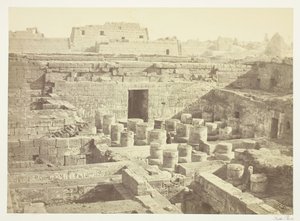 Nieuwe opgraving bij Medinet-Haboo, 1860, gedrukt 1862 door Francis Frith
