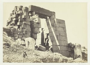 De Granieten Pyloon, Thebe, 1857 door Francis Frith
