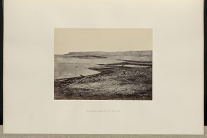 De noordelijke oever van de Dode Zee door Francis Frith
