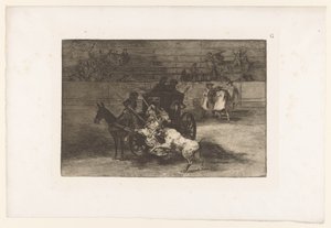 Mannen vallen een stier aan vanaf een rijtuig