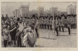 Hare Majesteit presenteert een Staatskleur aan de Scots Guards in Windsor Castle, Drie Hoera