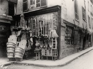 Mandjeswinkel, Parijs (zw/w foto) door French Photographer