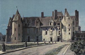 Bauge, Kasteel (Stadhuis en Gendarmerie), Uitzicht op het plein door French Photographer