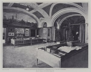 Ingang van de grote hal van de tentoonstelling van drukwerk en boeken in het Duitse paviljoen op de Exposition Universelle 1900, Parijs (zwart-wit foto)