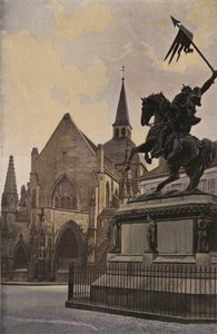 Falaise, Kerk van de Drie-eenheid en Standbeeld van Willem de Veroveraar door French Photographer
