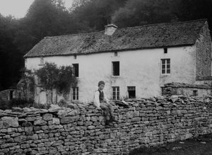 Boerderij in de buurt van Bourmont en Haute Marne, circa 1880.
