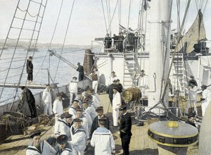Franse marine, eind 19e eeuw: inscheping van voedsel - Bibl. des Arts deco. door French Photographer