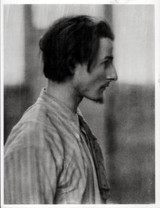 Henri Gaudier-Brzeska (1891-1915) door French Photographer