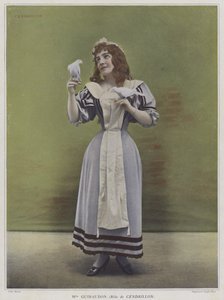Julie Guiraudon in de titelrol in Cendrillon (Assepoester) door French Photographer