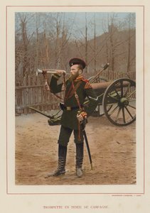 Het Russische Leger: Trompettist in Velduniform (foto)