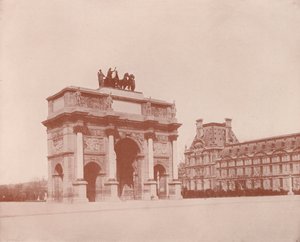 Parijs: Boog van de Carrousel (zw/w foto)