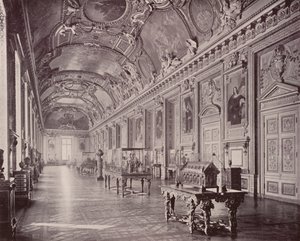 Parijs: Galerie van Apollo, Louvre Museum, kijkend naar het Zuiden door French Photographer