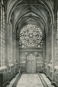 Roosvenster in de Sainte-Chapelle door French Photographer