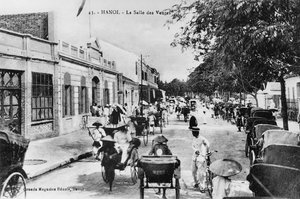 De verkoopzaal in Hanoi, ca. 1920