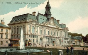 Tours, Het Stadhuis, De Fonteinen