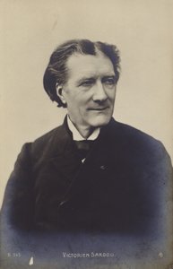 Victorien Sardou (1831-1908), Franse toneelschrijver door French Photographer