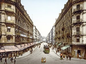 Uitzicht op Rue de la République, Lyon, 1890-1900 door French Photographer