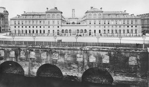 Zicht op het Hôtel-Dieu tijdens de bouw, Parijs, na 1867 door French Photographer