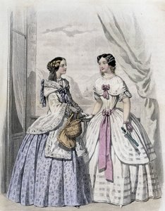 2 modieuze vrouwen - in 
