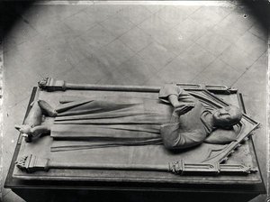 Begrafenisbeeld van Louis de France (1243-60), oudste zoon van Saint Louis, uit de abdij van Royaumont (gipsafgietsel van een graf in Basilique Saint-Denis) door French School