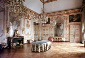 Interieur van de Salle du Conseil (Raadzaal) door French School