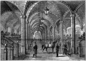 Interieur van de keizerlijke stallen in het Louvre, Parijs door French School