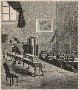 De vloeibaarmaking van gassen in het laboratorium van Raoul Pictet (1878) - Raoul Pierre Pictet (1846-1929) Zwitserse natuurkundige, voert een experiment uit om waterstofgas vloeibaar en vast te maken, en bestudeerde de eigenschappen van stoffen bij lage t