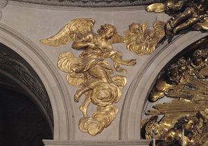 Louis XIV stijl engel, van de boog links van het Hoofdaltaar in de Kapel (verguld brons)