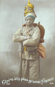 Ansichtkaart met een Senegalese soldaat, 1915 (gekleurde foto) door French School