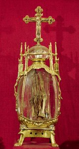 Relikwie met de hand van St. Attalia (c.697-741) 12e-15e eeuw door French School