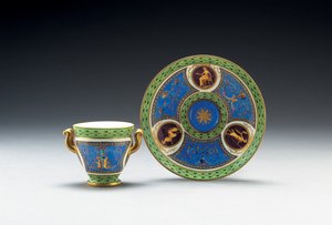 Sevres bleu celeste en lichtgroene grond twee-handled kop en schotel, 1790 door French School