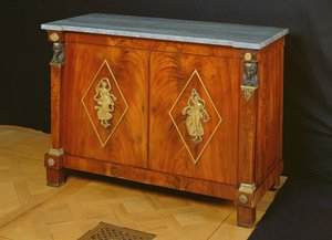 Dressoir door French School